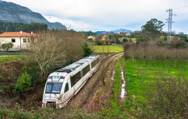 Northern Spain by Narrow-Gauge Train: Bilbao to Santiago via the FEVE Railway Northern Spain by Narrow-Gauge Train: Bilbao to Santiago via the FEVE Railway