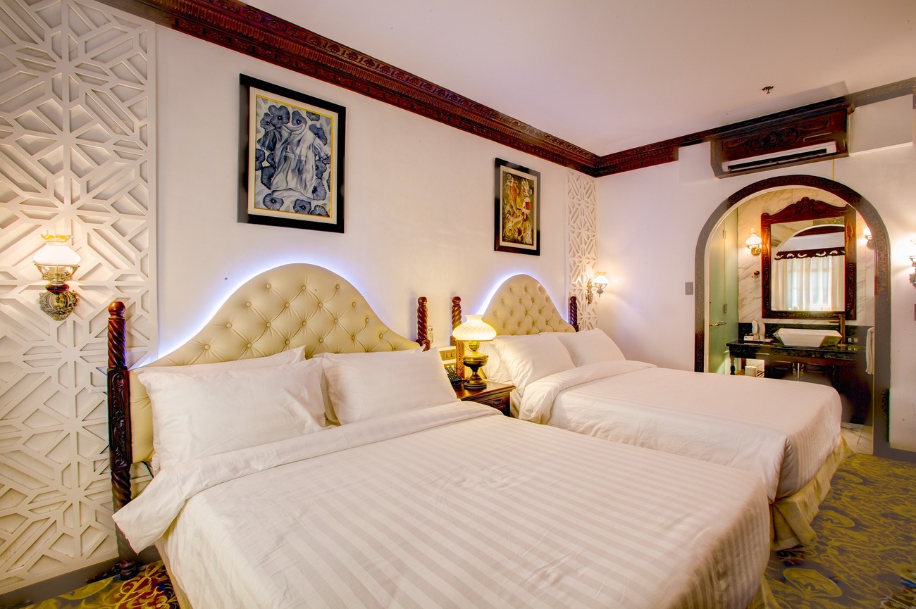 Hotel-Luna-bedroom-Vigan.jpg