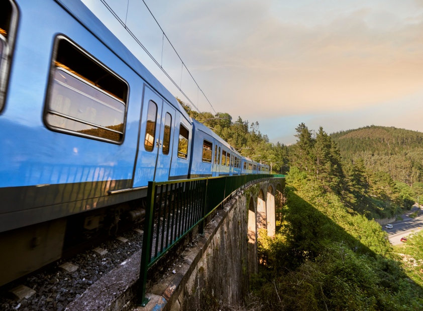 Путешествие по Северной Испании на узкоколейной железной дороге