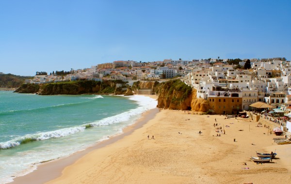 Albufeira: Where to Stay and Where to Play Albufeira: Where to Stay and Where to Play