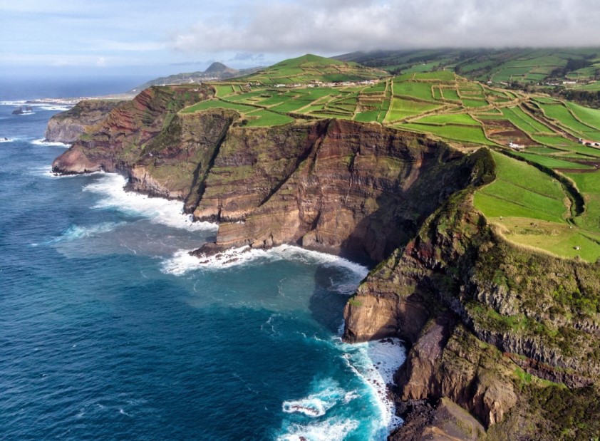 Séjour D’évasion Aux Açores : Une Aventure De Luxe