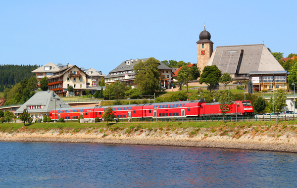 Black Forest Railway: Through the Mountains, Towns and Valleys of Southern Germany Black Forest Railway: Through the Mountains, Towns and Valleys of Southern Germany