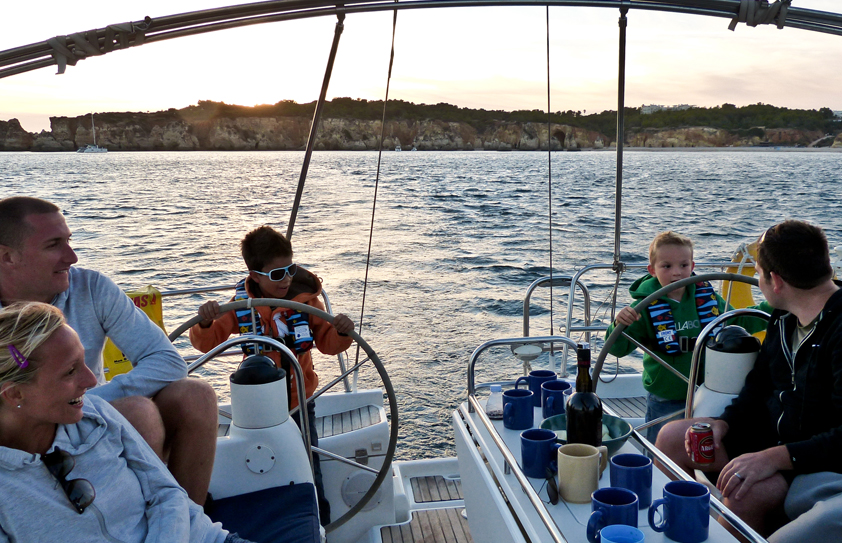 Passeios de Barco à Vela no Algarve