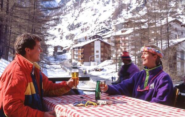 Zermatt en hiver ou en été : quelle saison choisir pour les couples?