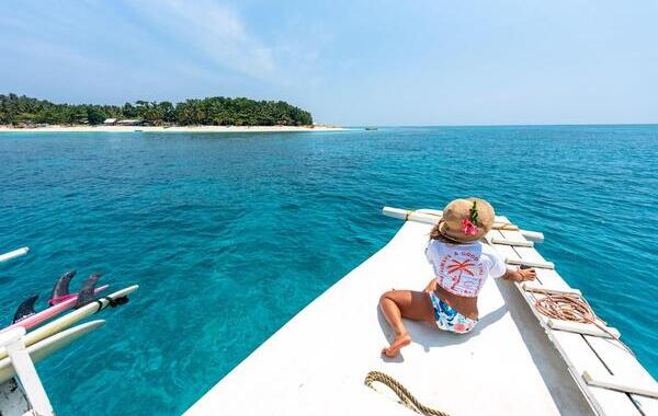 Siargao Island Hopping Guide: Guyam, Naked & Daku Islands Explained