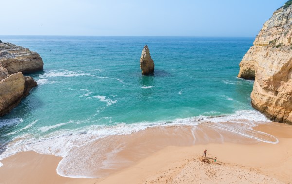 Praia do Carvalho: The Algarve's Best Kept Secret Praia do Carvalho: The Algarve's Best Kept Secret