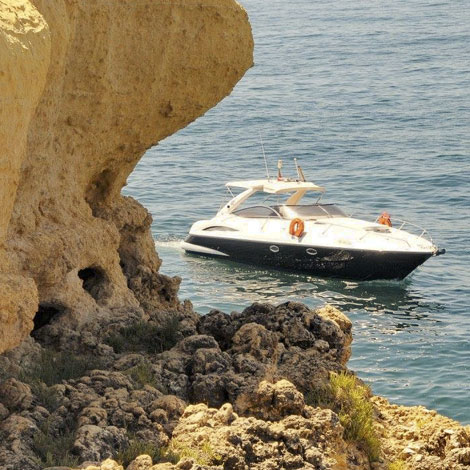 Sunseeker Superhawk 34 croisière après-midi depuis Vilamoura Sunseeker Superhawk 34 croisière après-midi depuis Vilamoura