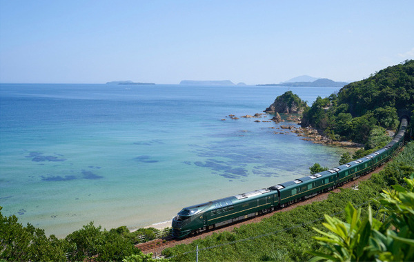 Twilight Express Mizukaze : Sanin, Sanyo et Keihanshin Twilight Express Mizukaze : Sanin, Sanyo et Keihanshin